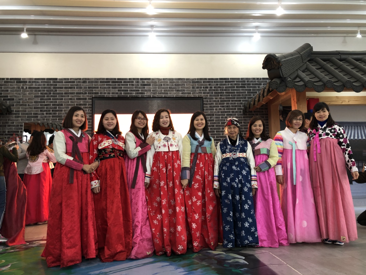 Chuyến du lịch Hàn quốc- Ngắm Hoa Anh Đào.
